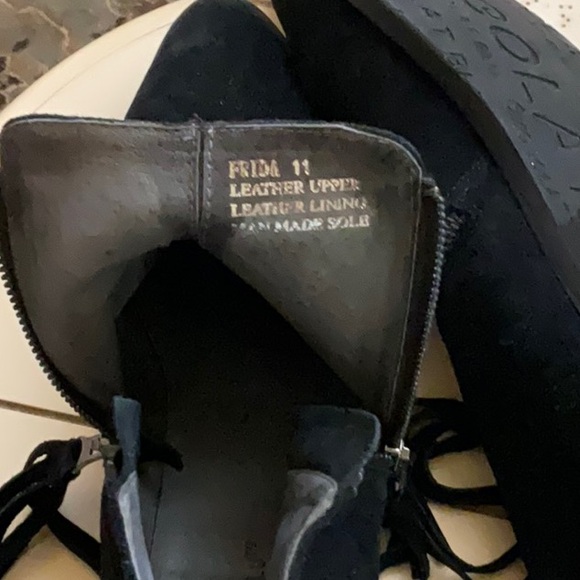 Size 11 chocote blu black booties - Picture 4 of 4